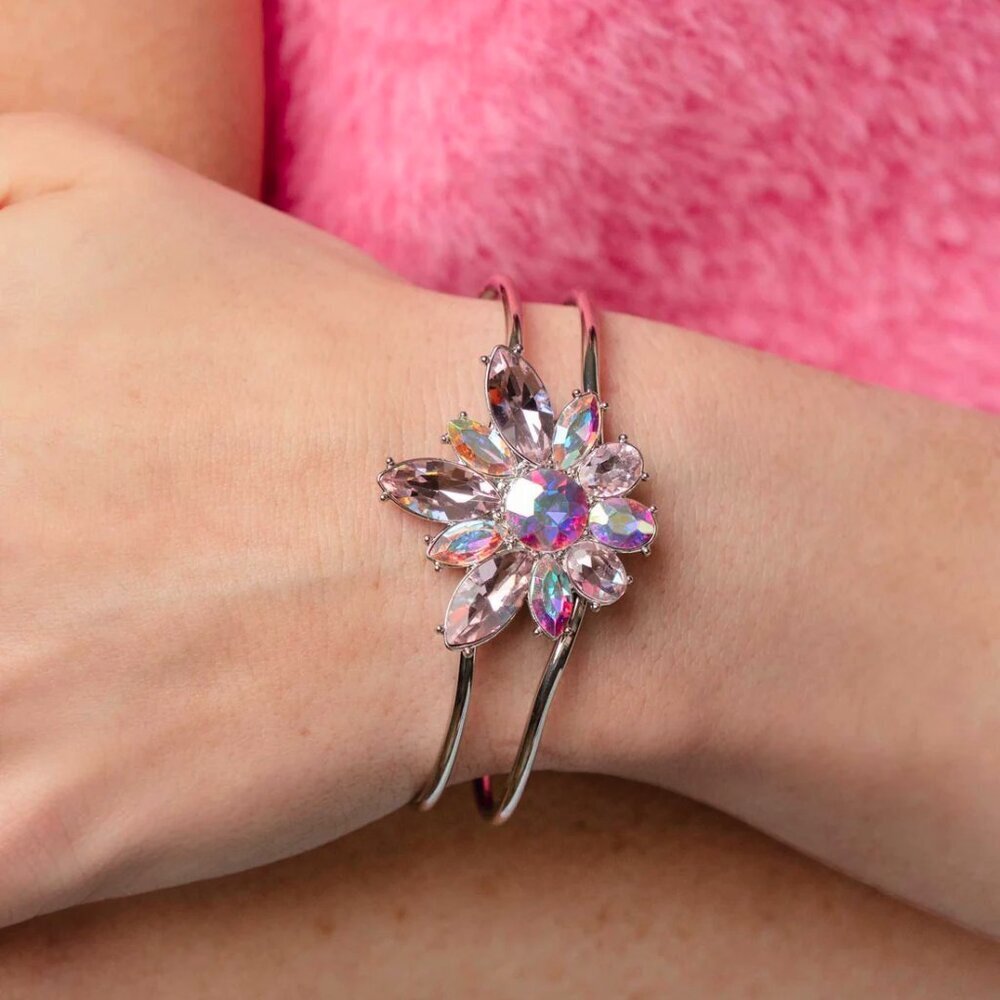 Paparazzi Jewelry Accessories -Chic Corsage - Multi Oil Spill Bracelet - Vintage